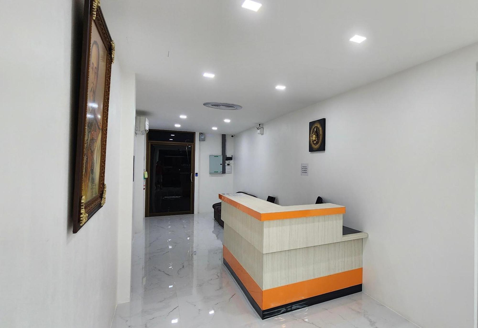 Arya Suites Patong Beach Exterior foto